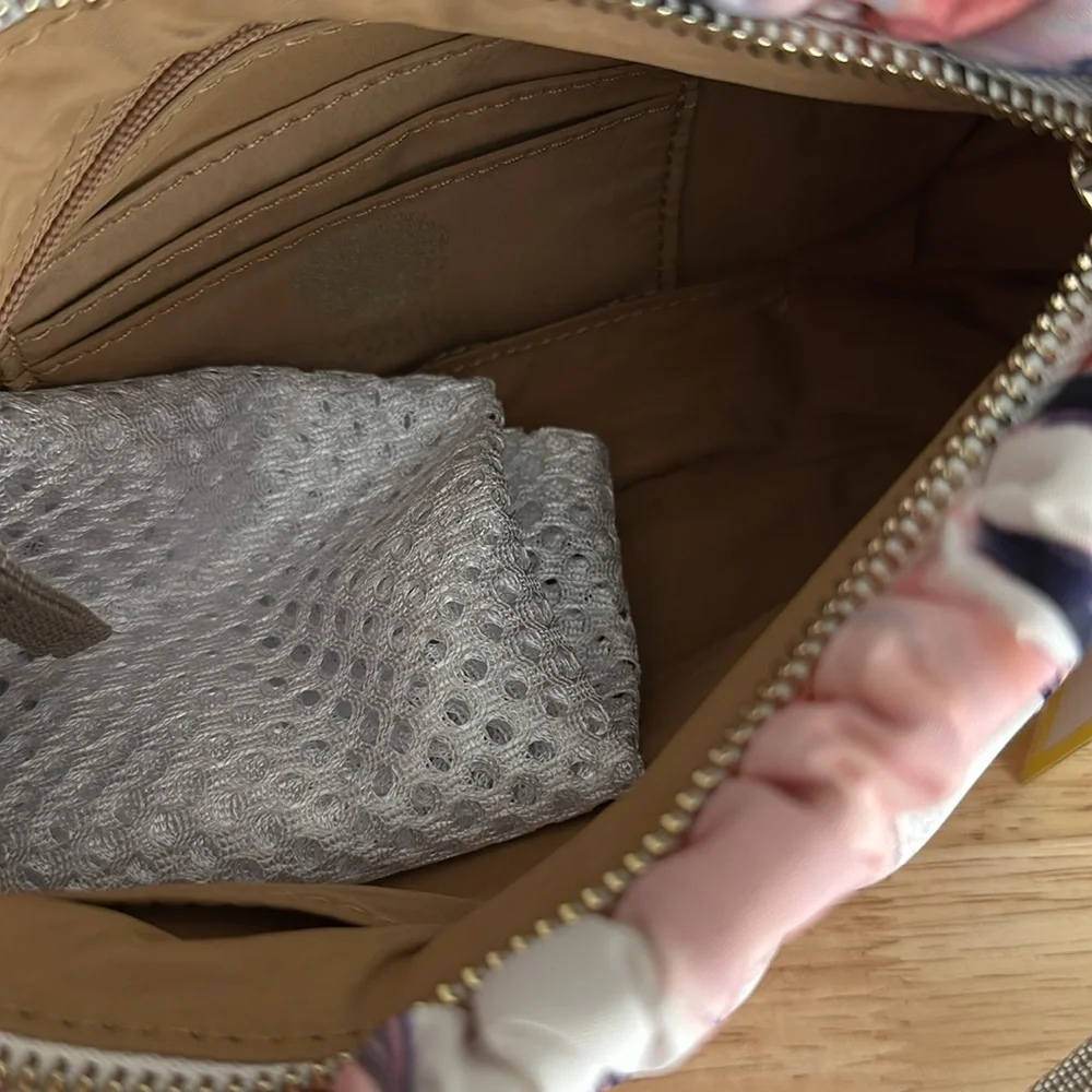 Vince Camuto Washable Nylon Harlo Pouch - Picture 5 of 5